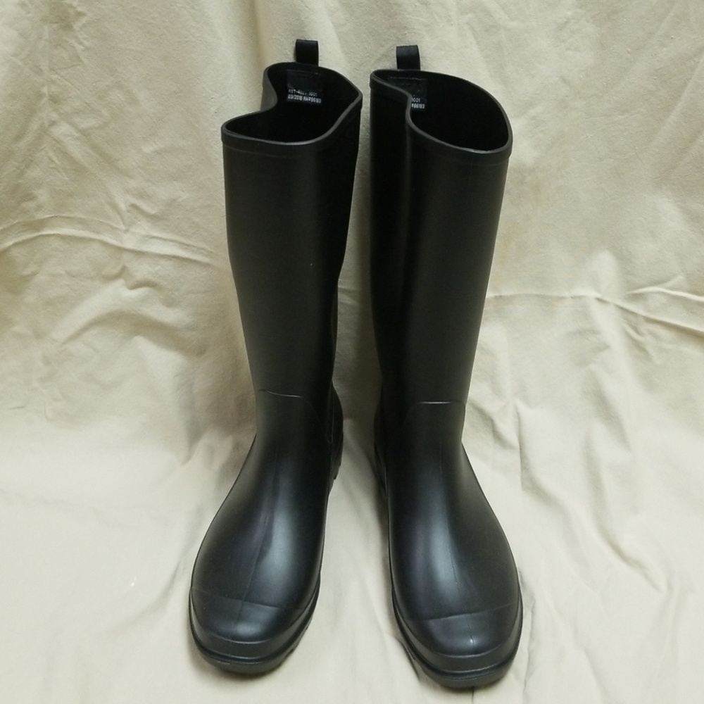 Hunter-like rain boots